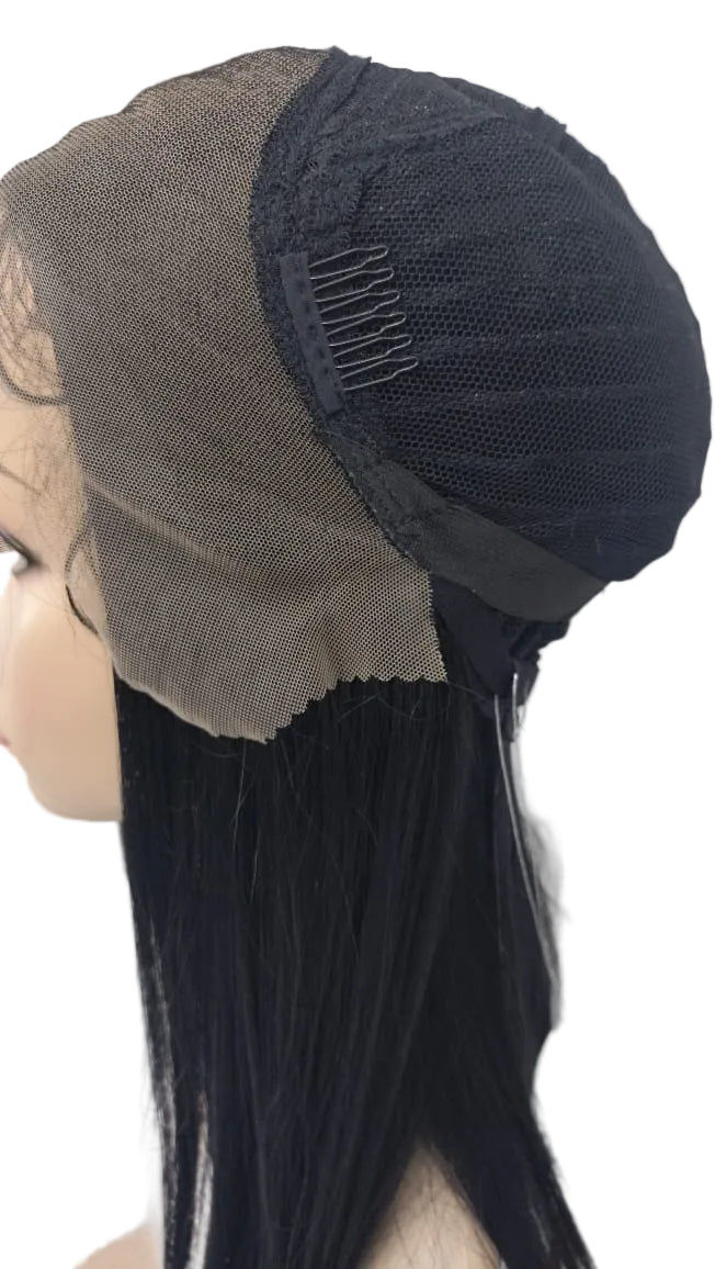 Peluca Oncológica Modelo Ayana – Lace Front 13x4 con Libertad de Peinado