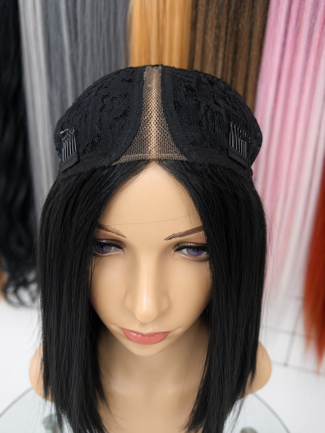 Peluca Corte Bob con Lace – Fibra Premium, Natural y Elegante modelo Aby