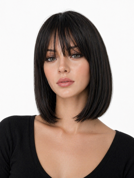 Peluca corta con flequillo negro modelo Teresa